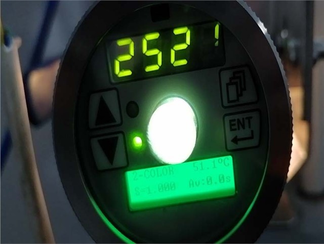 燃料电池用碳纸碳布的碳化石墨化一体化实验炉