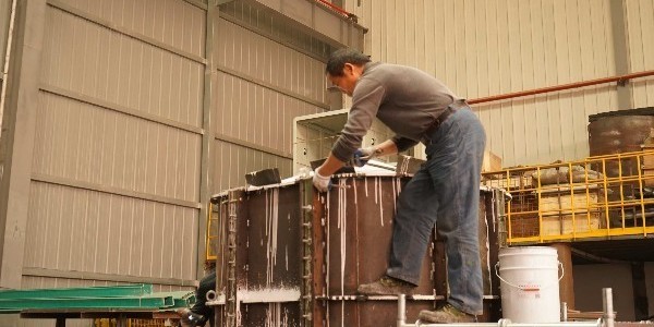 石墨化炉的装载方案