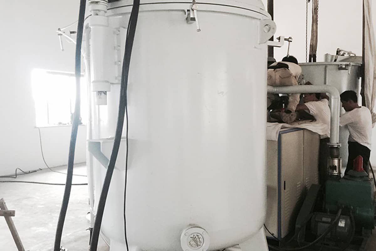 立式高温石墨化炉